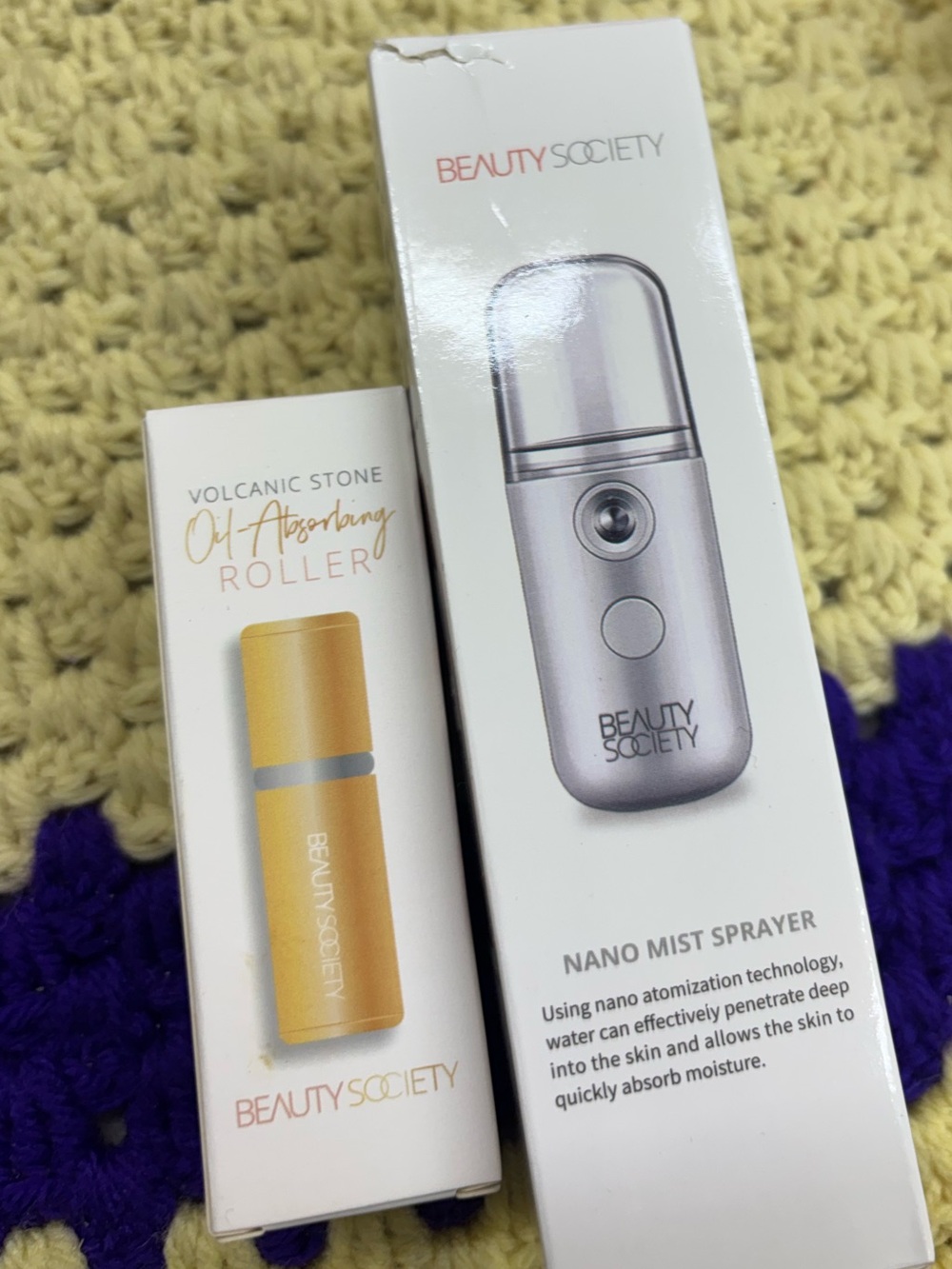 Beauty society lot-volcanic stone roller & face mister-new
